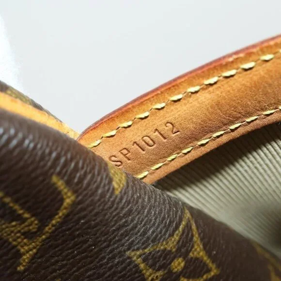 Authentic LOUIS VUITTON Monogram Reporter GM Shoulder Bag M45252 LV